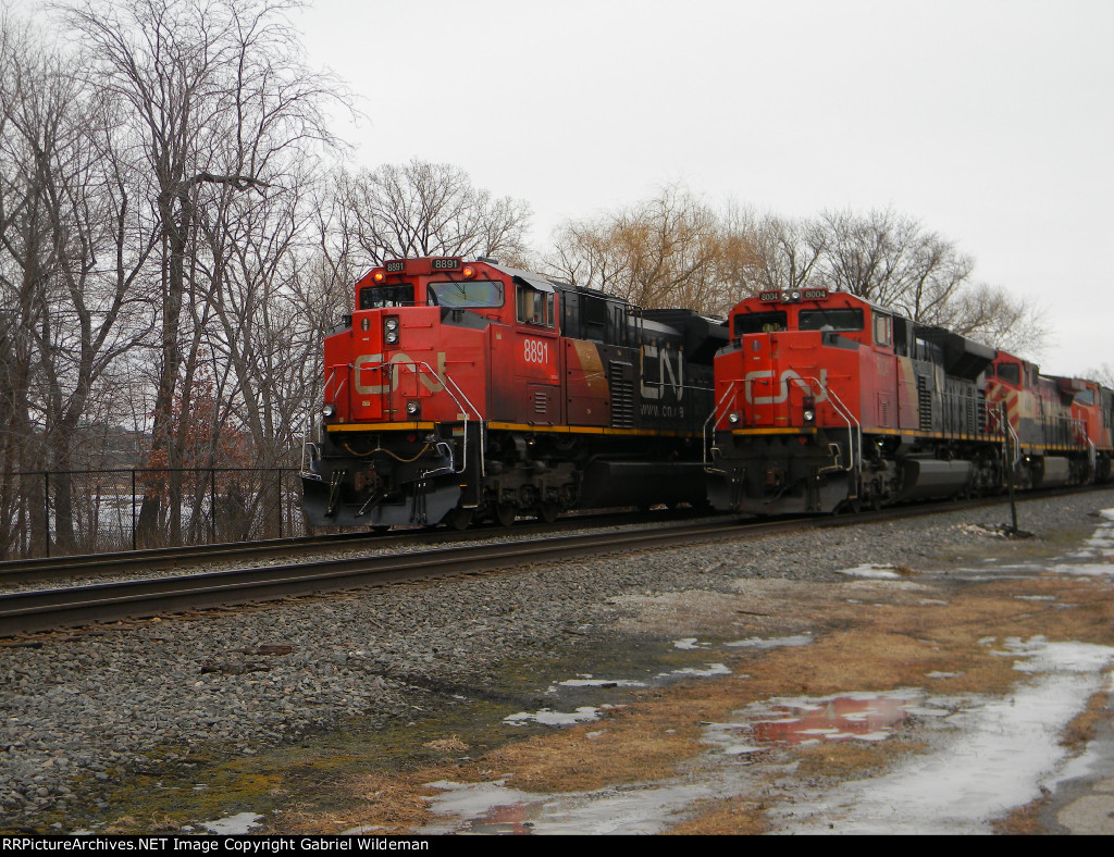 SD70M-2 Nose Comparison
